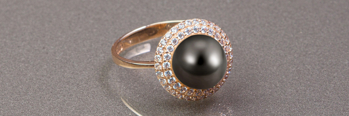 The Ultimate Guide to Black Pearl Rings: Elegance in Darkness