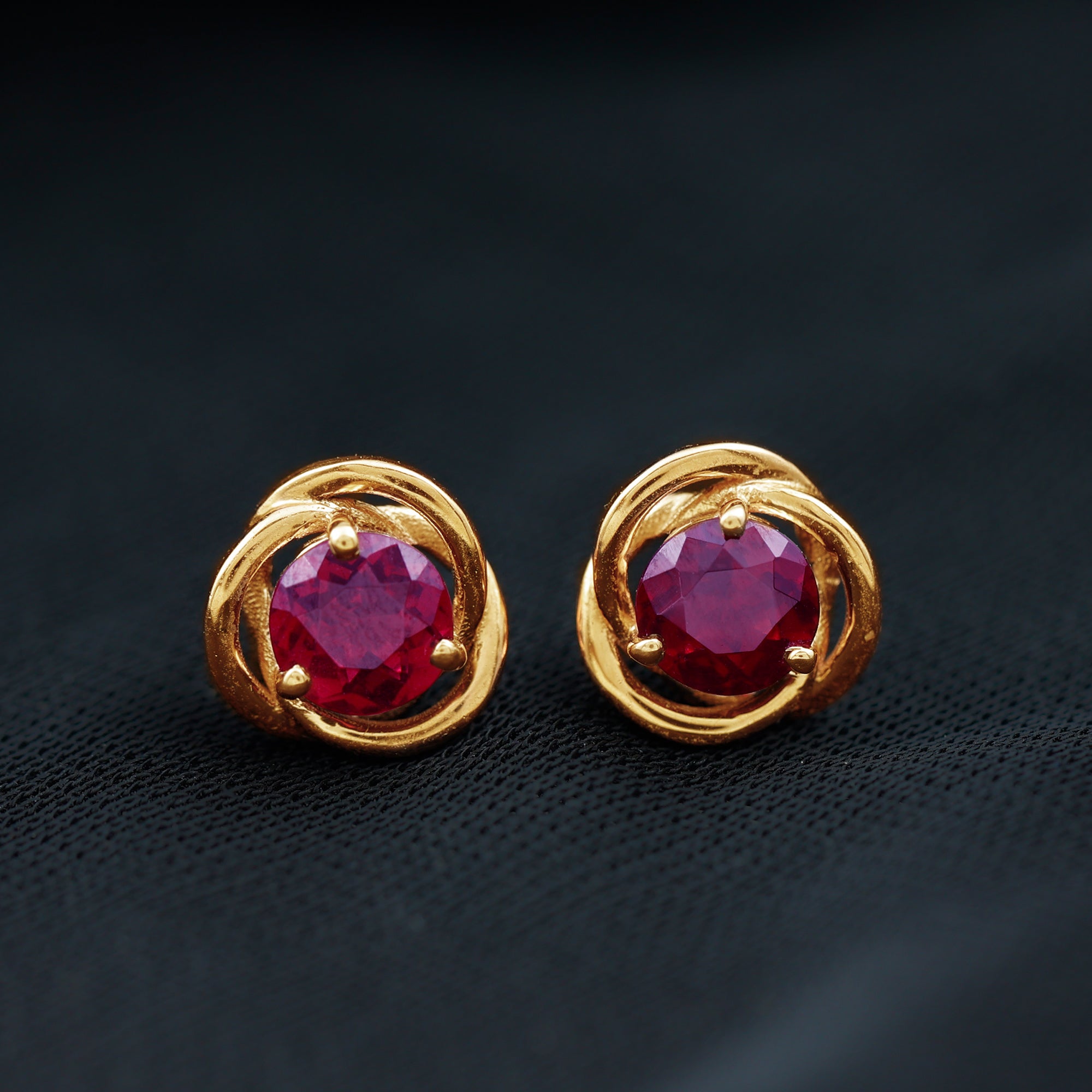 5 MM Rhodolite Solitaire and Gold Swirl Stud Earrings Rhodolite - ( AAA ) - Quality - Rosec Jewels